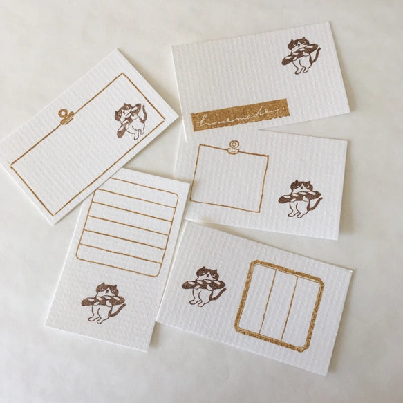 Hankodori はんこどり 0123 - Cat with baguette