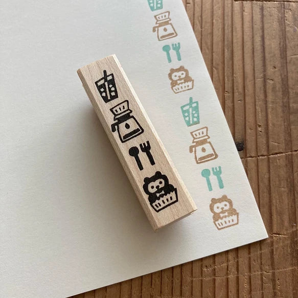 Hankodori はんこどり 0272 - Connected raccoon cake