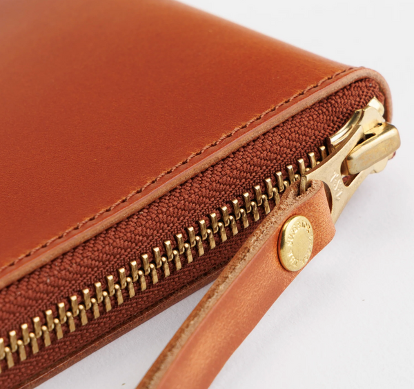 2026 PRE-ORDER Large Zip Purse - Pull-up Leather