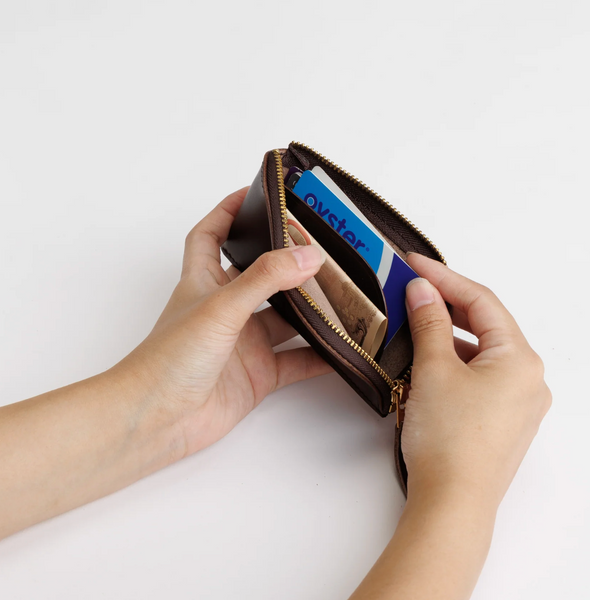 2026 PRE-ORDER Card Wallet - Pull-up Leather