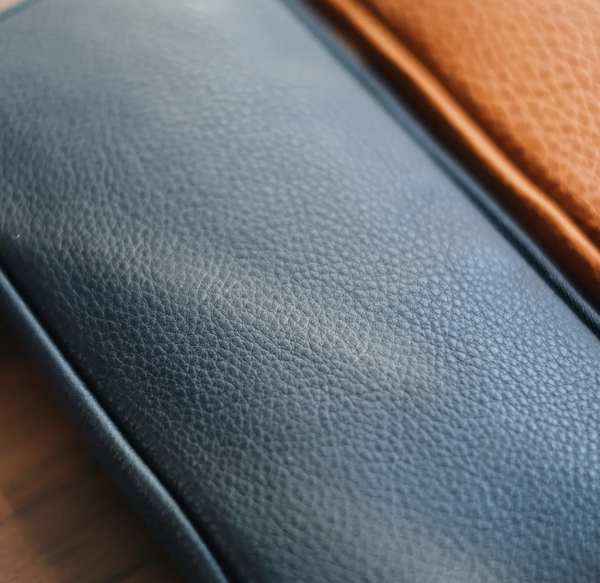 [Pebble Nume/Nubuck] Leather Zip Pen Case by &Liebe | Made in Japan