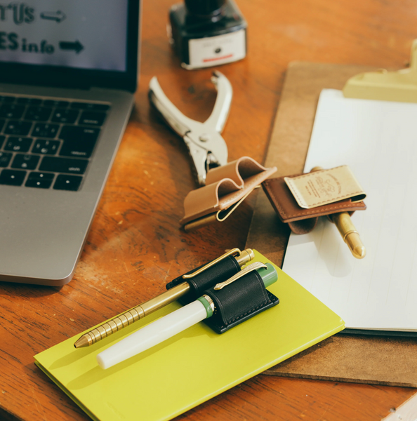The Superior Labor Clip Pen Holder/Mix Fit