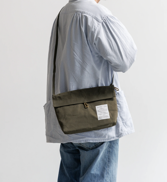 PRE-ORDER 2026-2027 TSL Travel Sacoche