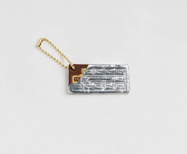PRE-ORDER 2026-2027 TSL Leather tag/chocolate